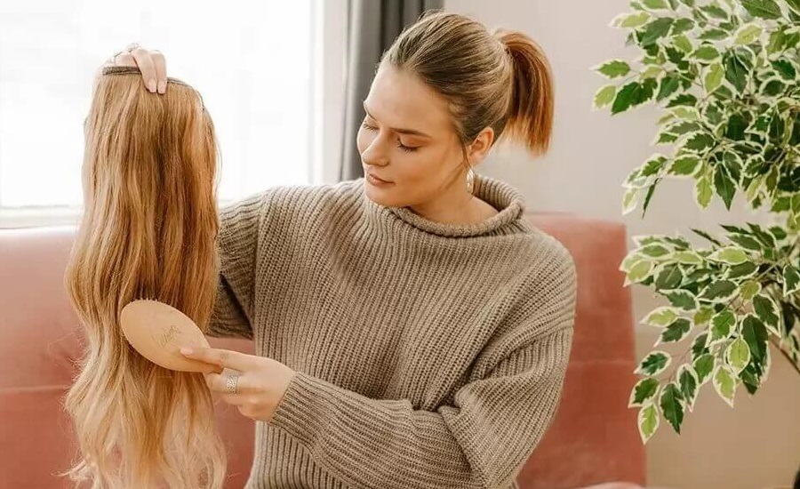 How to use ponytail extensions